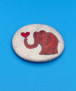 909 Oval Elefant mit Herz (in braun und blau)